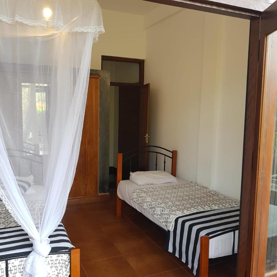 Bed and Breakfast Ella Floating View Exterior foto