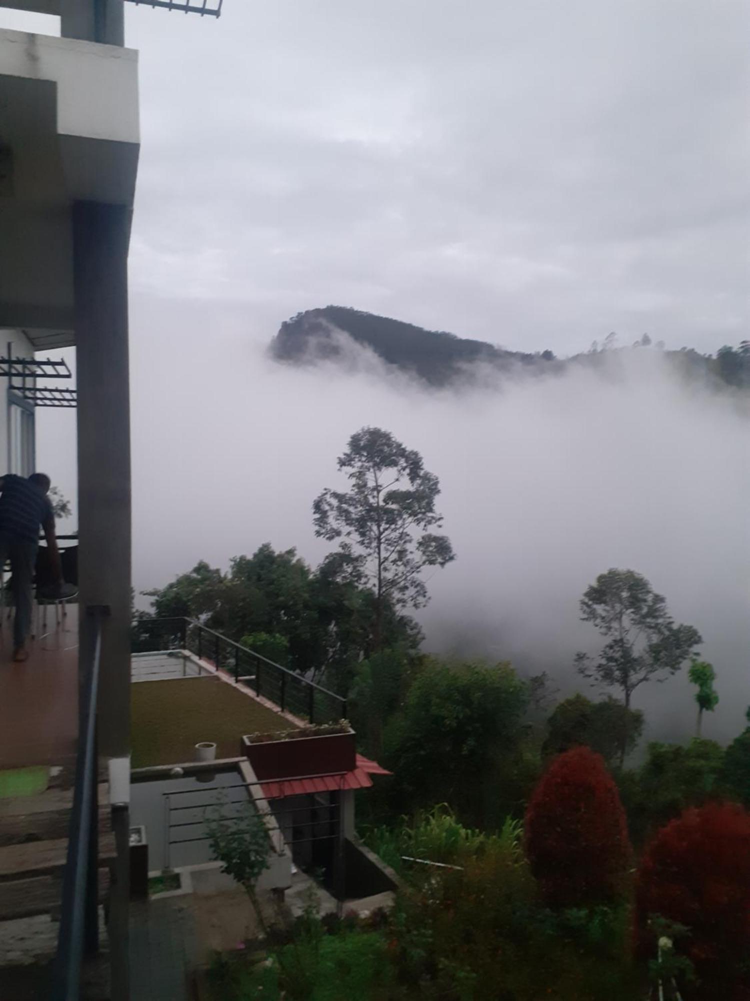 Bed and Breakfast Ella Floating View Exterior foto