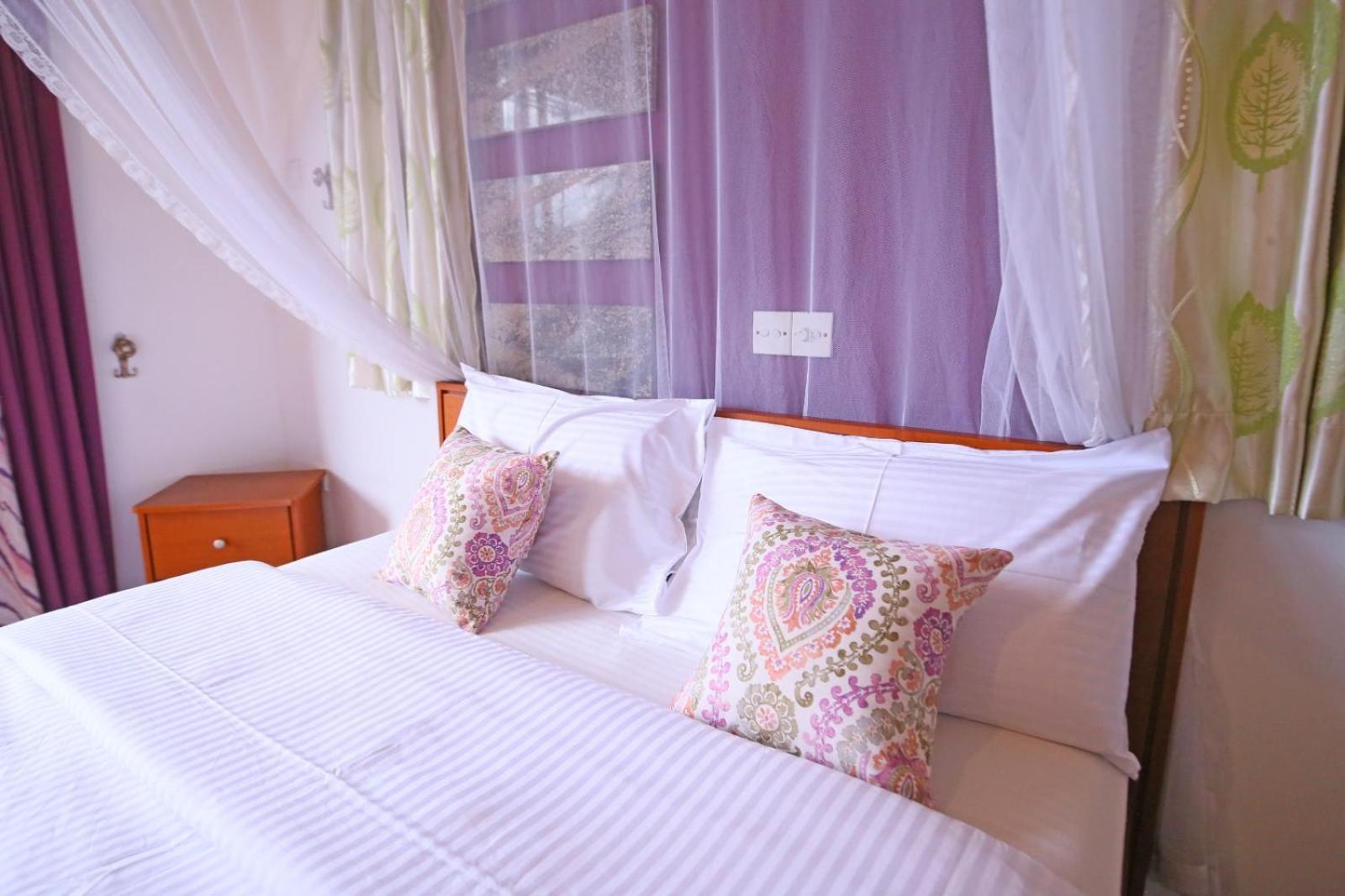 Bed and Breakfast Ella Floating View Exterior foto